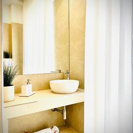 Lucentum Bed & Breakfast