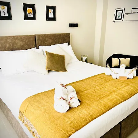 Lucentum Bed & Breakfast