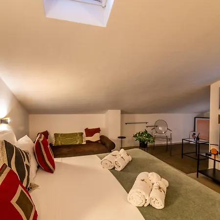 Bed & Breakfast Lucentum 4*