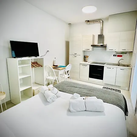 Lucentum Bed & Breakfast Prato (Prato)