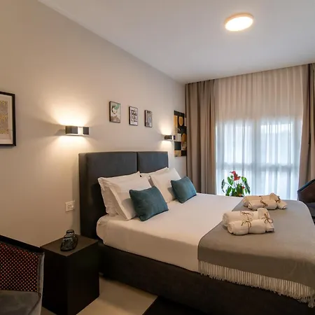 Lucentum 4*