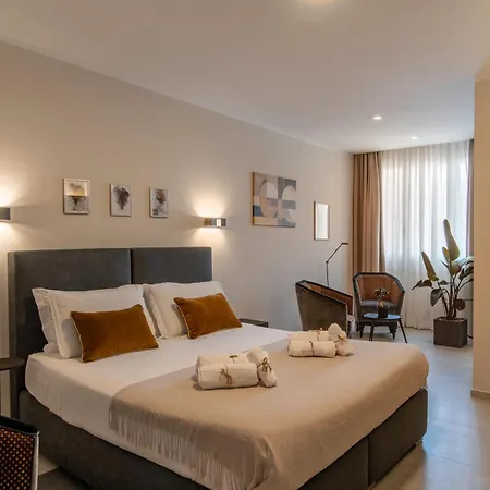 فندق مبيت وإفطار Lucentum 4*